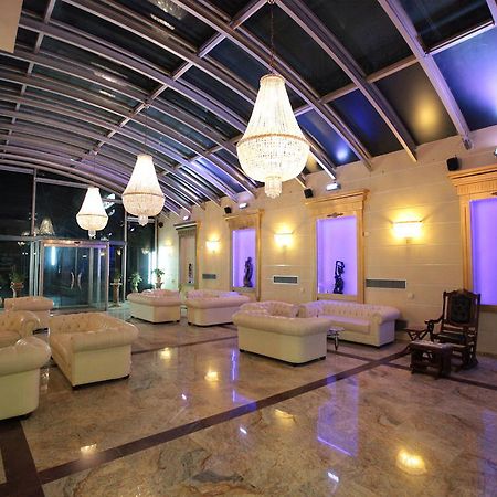 Hotel Astoria Igoumenitsa Bagian luar foto