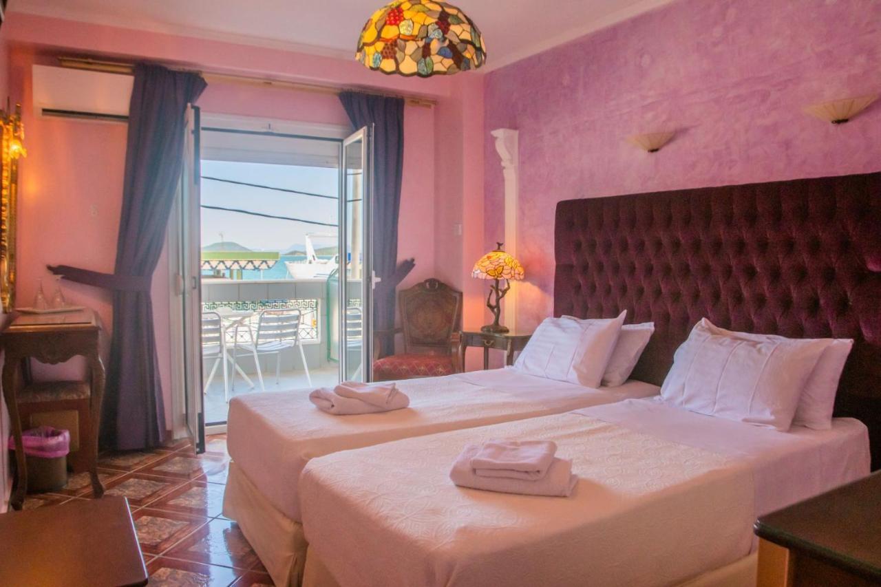 Hotel Astoria Igoumenitsa Bagian luar foto