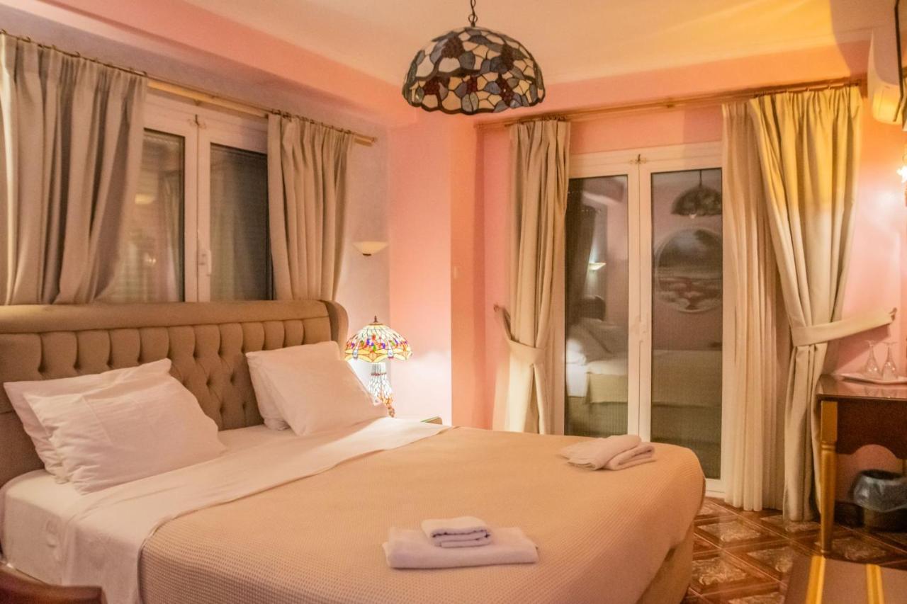 Hotel Astoria Igoumenitsa Bagian luar foto