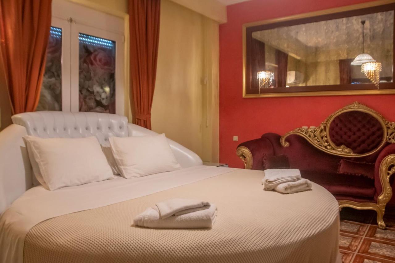 Hotel Astoria Igoumenitsa Bagian luar foto