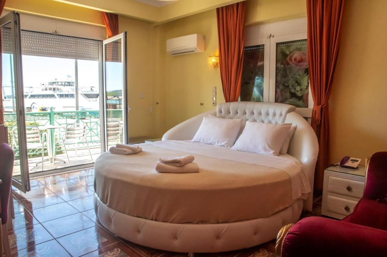 Hotel Astoria Igoumenitsa Bagian luar foto