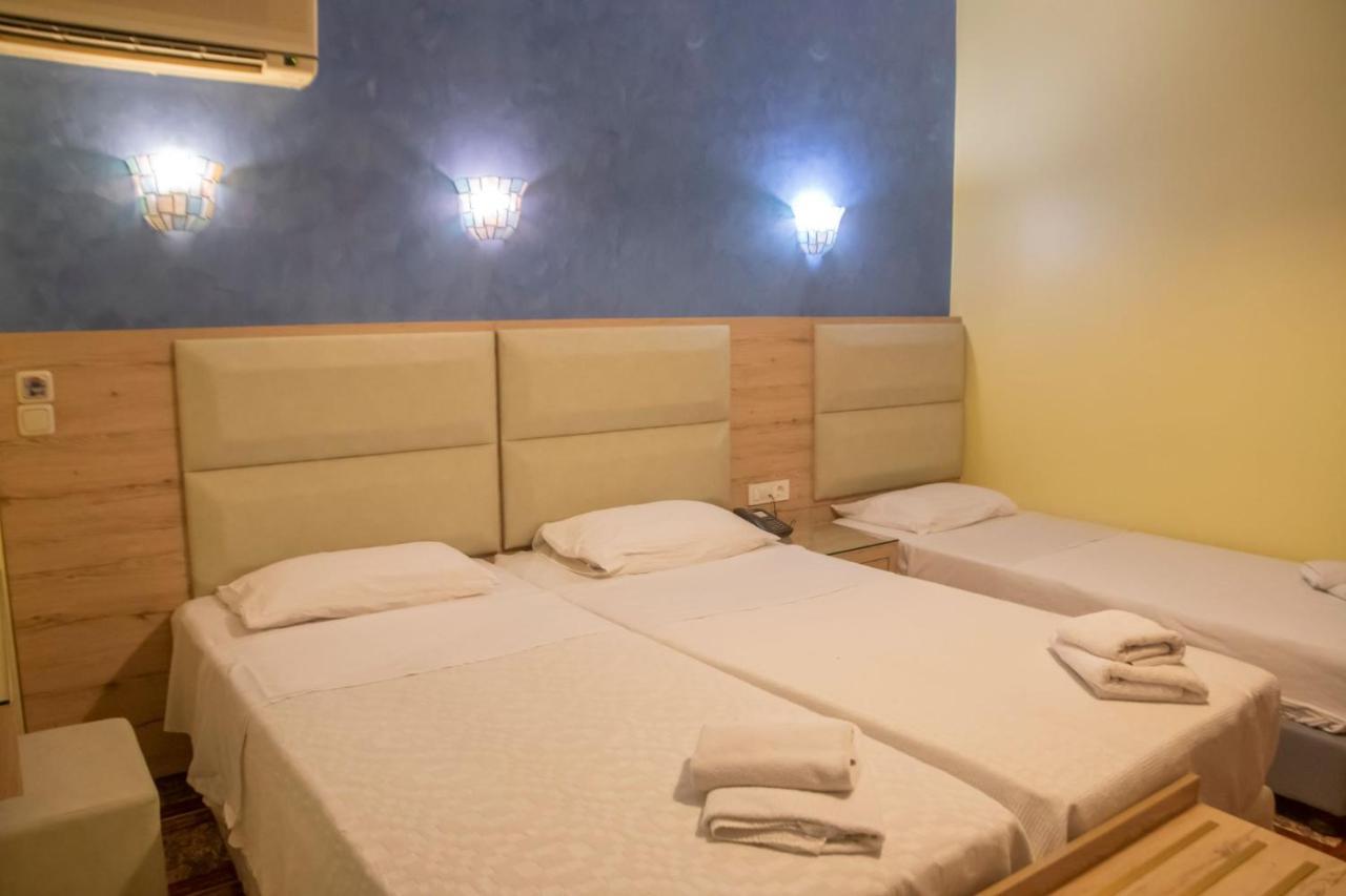 Hotel Astoria Igoumenitsa Bagian luar foto