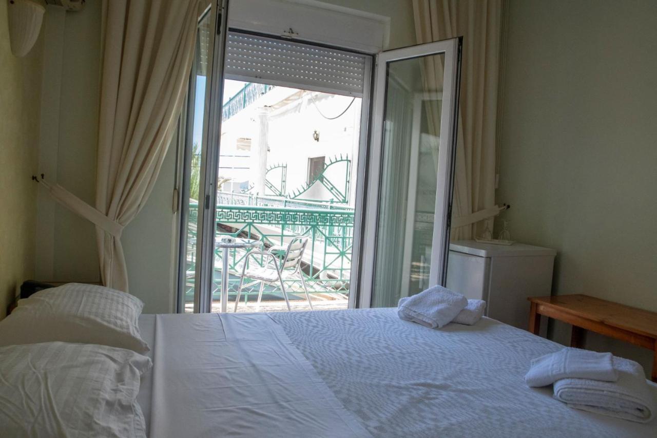 Hotel Astoria Igoumenitsa Bagian luar foto