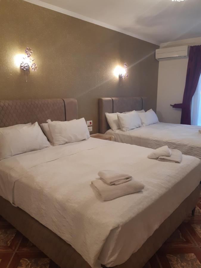 Hotel Astoria Igoumenitsa Bagian luar foto
